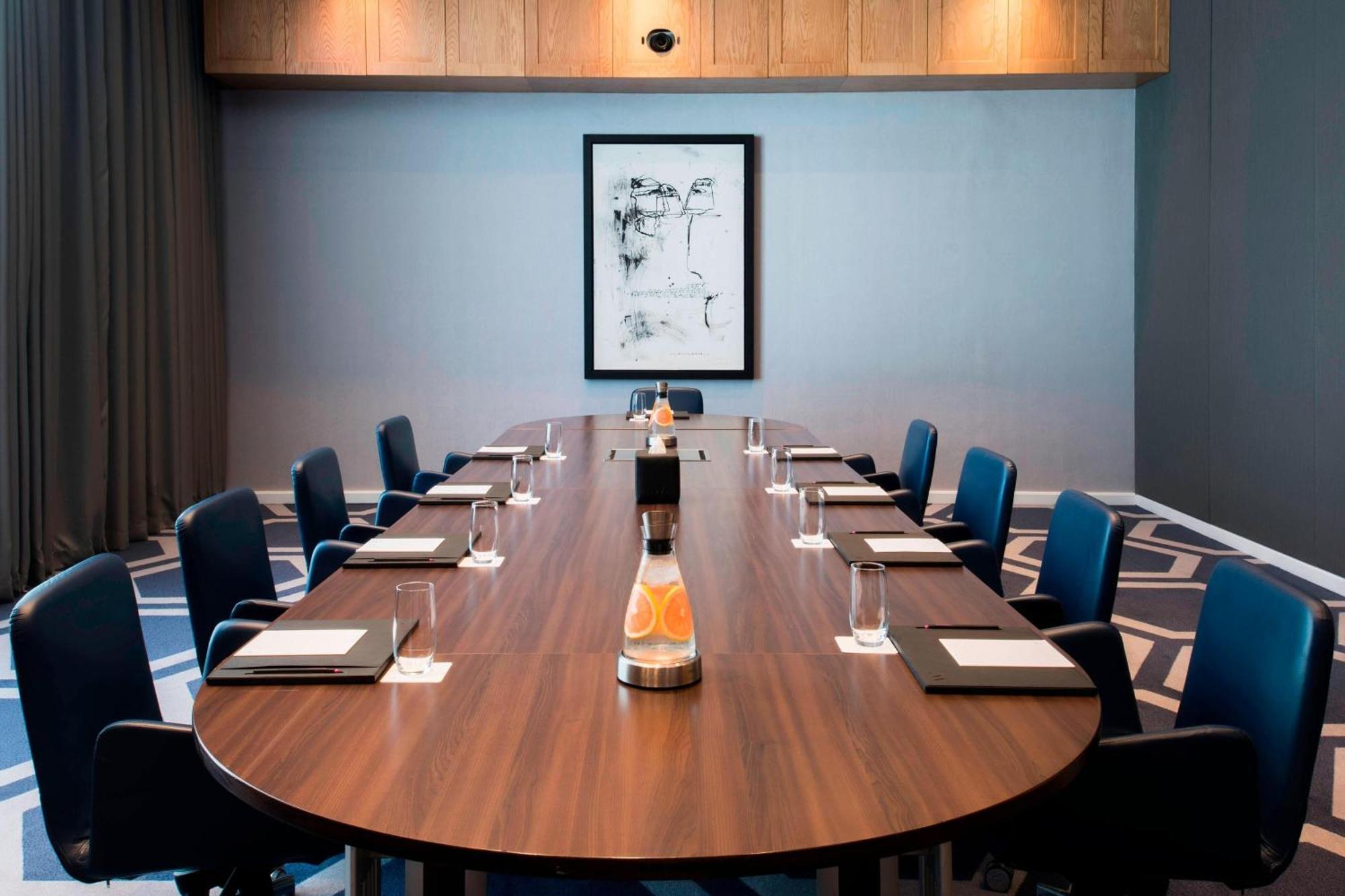 Hotel W Ad-Dauha Zewnętrze zdjęcie Boardroom at The Westin